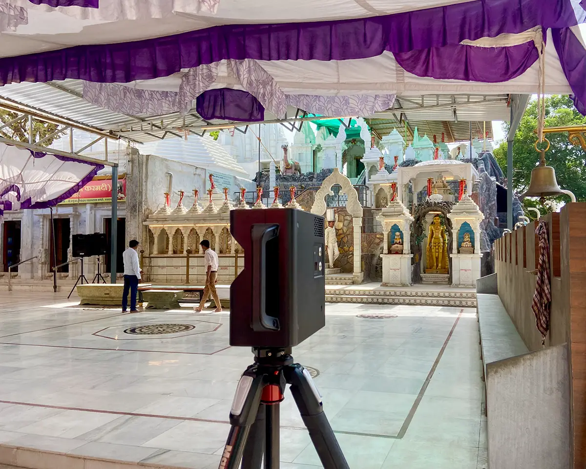 A scan of a Jain temple in Ratlam, MP.